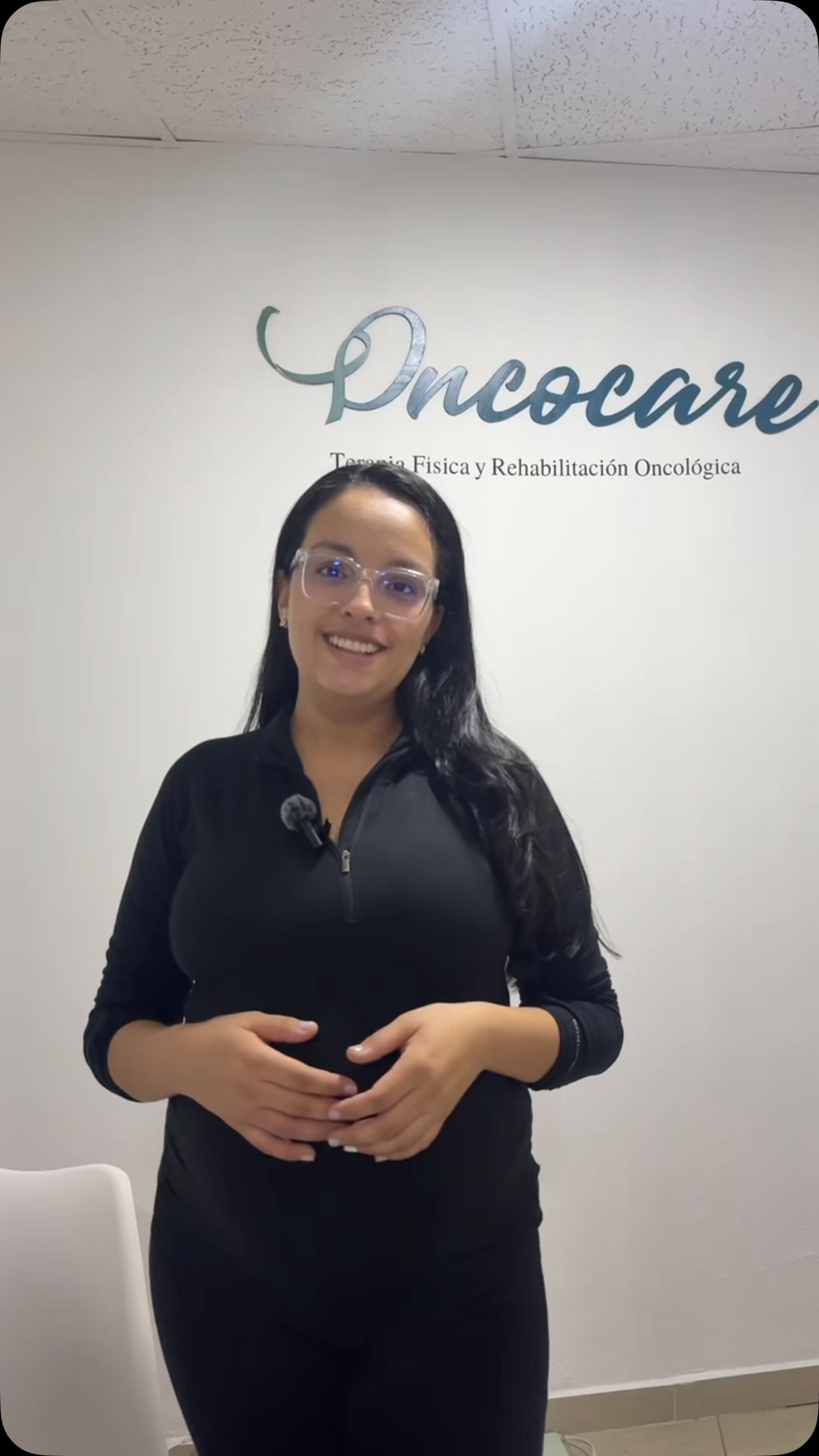 Después del cáncer de mama, algunas molestias no tienen por qué convertirse en parte de tu día a día.
-Dificultad para levantar el brazo.
-Pesadez o hinchazón.
-Pérdida de fuerza y movilidad.

La fisioterapia oncológica puede acompañarte durante el tratamiento y en tu recuperación, con un plan adaptado a tus necesidades.

En OncoCare queremos ayudarte a recuperar tu movimiento, autonomía y confianza. ✨
📍 Guadalupe, Mall Dorado.
📲 Citas: 8707-8837.

#oncocarecr #rehabilitaciónoncológica #sanjosecostarica #fisioterapia #cáncerdemama